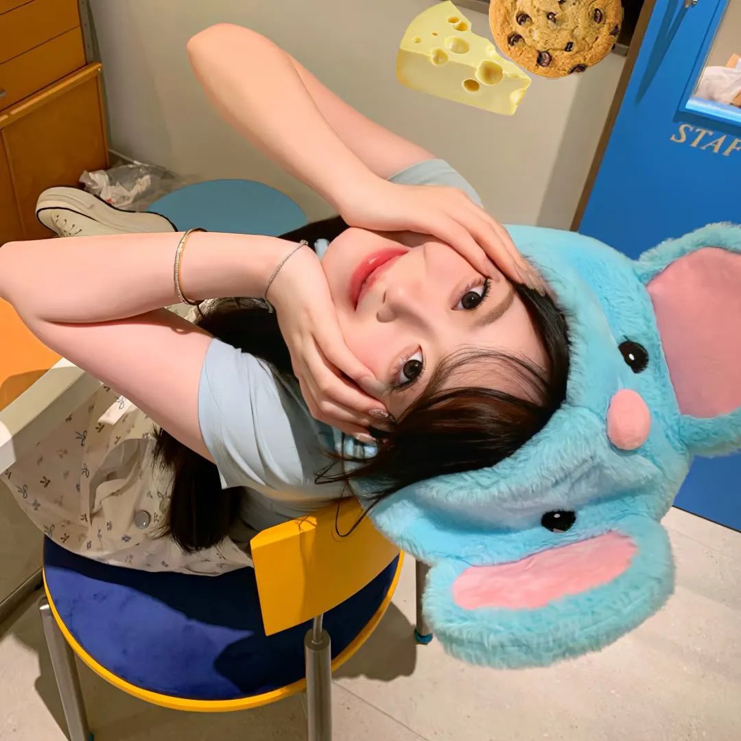 她来自胡志明市